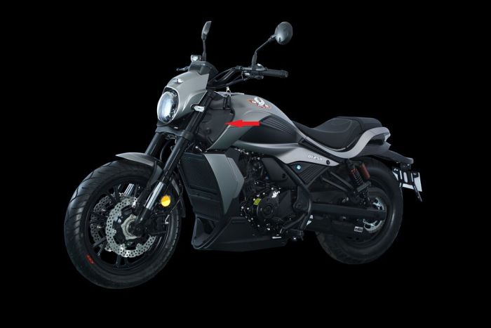 Regal Raptor DY 250 Benzin Depo Ön Kapak Sol - Görsel 1